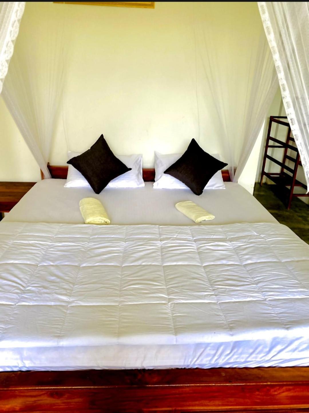Blissful Haven Hotel Ella Bagian luar foto